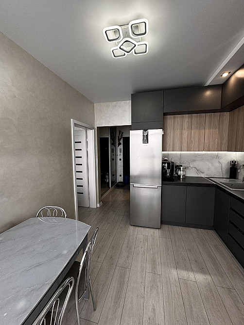 Квартира в оренду Івано-Франківськ , видова на Озеро. Ивано-Франковск - изображение 3