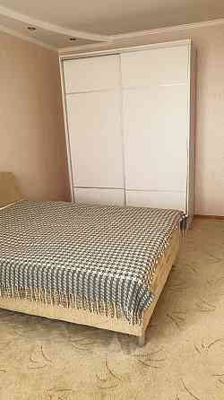 Пропоную в оренду двокімнатну квартирк О. Пчілки 3а Киев