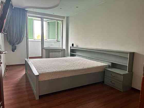 Продаж 3-х кімнатна на Рокосовського 6 Киев