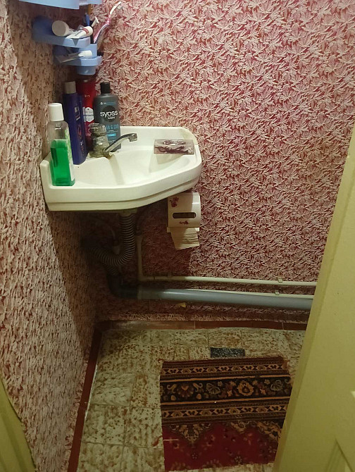 Продаётся 1 ком квартира Осипенковский микрорайон Запоріжжя - зображення 8