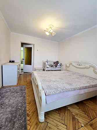 Продаж 2х ЧЕШКИ, КОМАРОВА-П.-КІЛЬЦЕВА, ДВА балкони, не кутова! Меблі! Черновцы