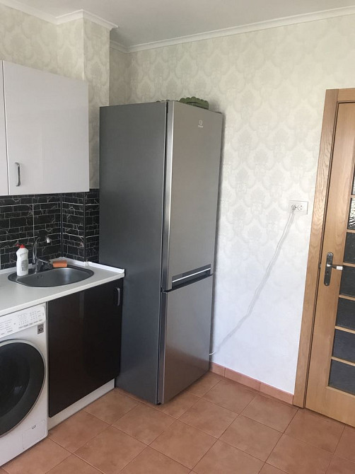 Продається 3-х кімнатна квартира без посередників (виставка) Лісові Гринівці - зображення 1