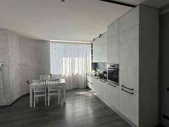 Затишна 1-к квартира вул. Здолбунівська 9-Б Киев