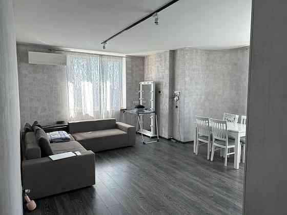 Затишна 1-к квартира вул. Здолбунівська 9-Б Киев