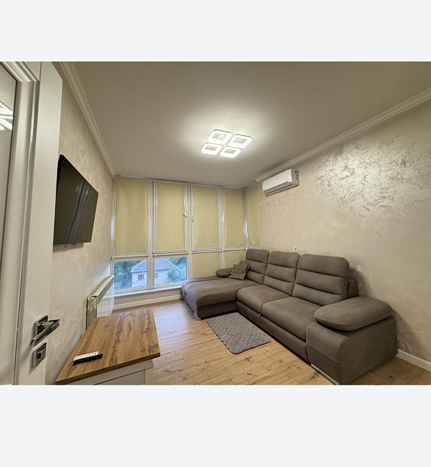 ОРЕНДА 2 кімнатної квартири Митна 25 Ужгород - зображення 8