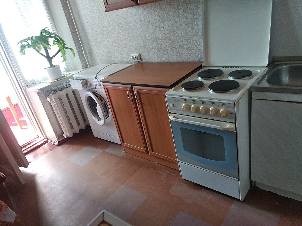 Без%. м. Лук'янівка 700 метрів. ОРЕНДА 1-ї кв. Вул. Дектярівська 12/7. Київ - зображення 1