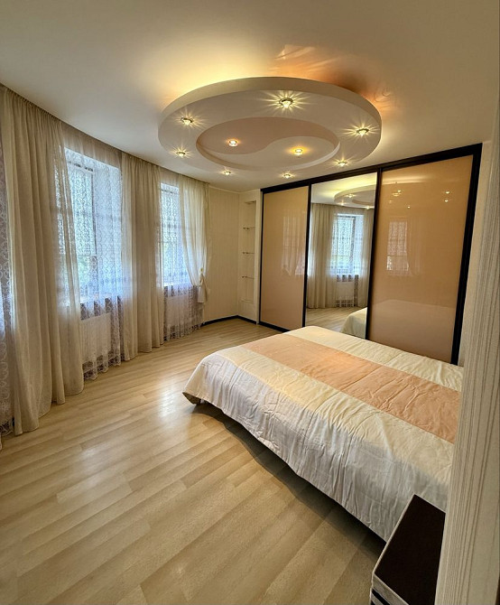 Сдам квартиру от хозяина 5 Фонтана ( юридическая академия, МГУ) Одеса - зображення 1