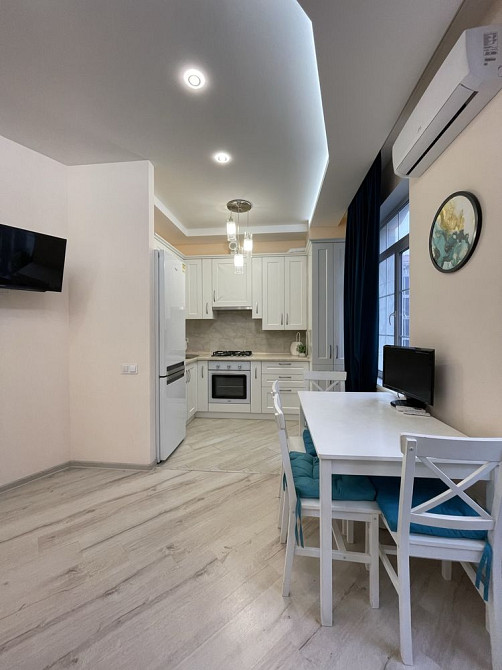 Оренда 1-к ЖК Британський квартал, вул. Луценка 12, метро Теремки Київ - зображення 3