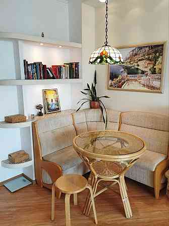 Квартира в оренду 2К, 60м, 10 хв пішки м Дарниця, будинок 25 п, хазяїн Киев