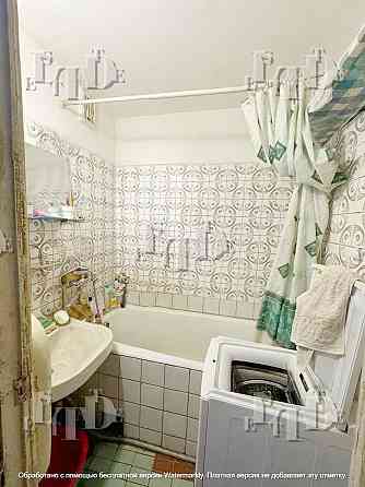 Продам 3-кімнатну квартиру, вул. Симиренка, Борщагівка. VD Киев