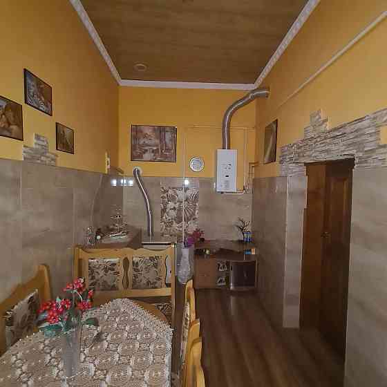 Продається 2-х кімнатна квартира в центрі м.Берегове Берегове