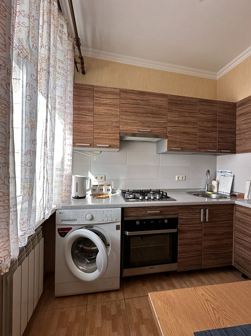 Центр .  2- кімнатна Квартира  Проспект Берестейський 9/47 Киев - изображение 8