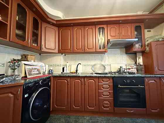 Держ.програми! 3 кім 73 кв.м пр. Корольова 6 Киев