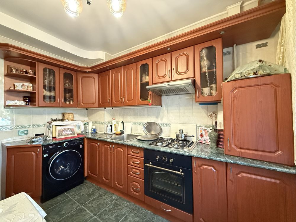 Держ.програми! 3 кім 73 кв.м пр. Корольова 6 Киев - изображение 1