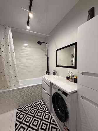 Простора 2-кімнатна квартира з якісним ремонтом у сучасному будинку! Буча