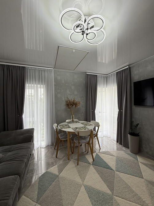 Простора 2-кімнатна квартира з якісним ремонтом у сучасному будинку! Буча - изображение 5