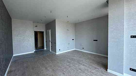 Студия с новым ремонтом без мебели на Софиевской АП Одеса
