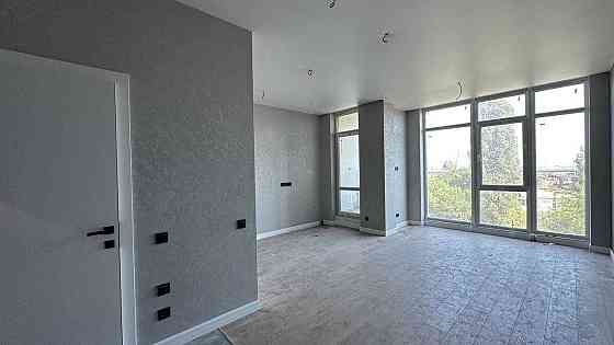 Студия с новым ремонтом без мебели на Софиевской АП Одеса