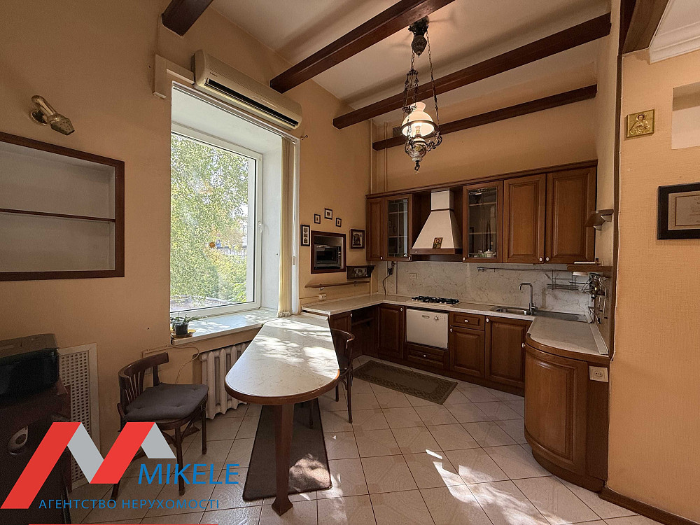 Без% 1к 45м2 Саксаганського 67 Університет Олімпійська Тарасівська Киев - изображение 1