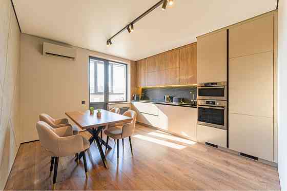 Продаж квартири 54 м2 Харківське шосе, 17А, ЖК Стародарницький ВЛАСНИК Киев