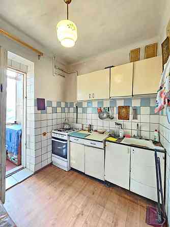 Продаж хорошої 2к квартири! Проспект Науки 74 Киев