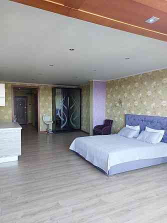 Здам велику квартиру студіо 62 кв.м на Оболоні Киев