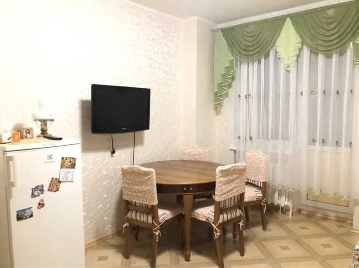 Оренда 2 к.квартири вул. Ахматової, 35 м. Осокорки , м. Позняки Київ - зображення 7