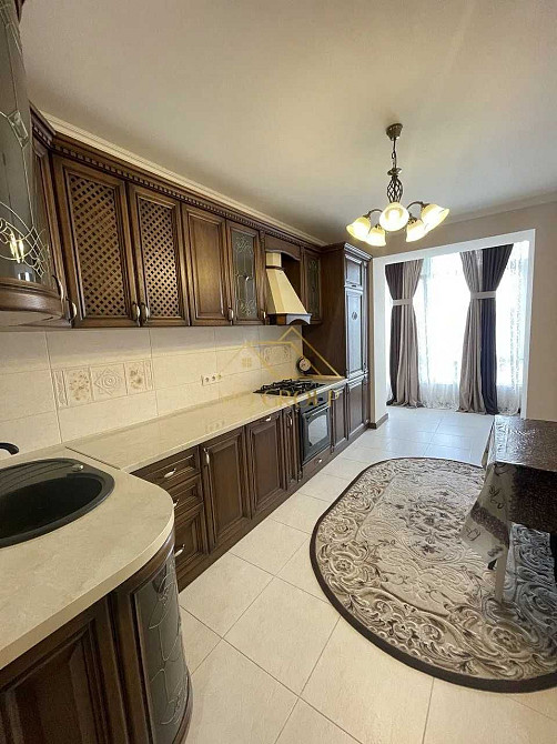 Оренда охайної,просторої 2 кім. квартири на одній з ЦЕНТРАЛЬНИХ вулиць Ивано-Франковск - изображение 1