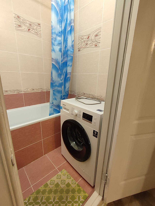 Вільна , сучасна 2 кімнатна Грущевського 17 Г Бровари - зображення 4