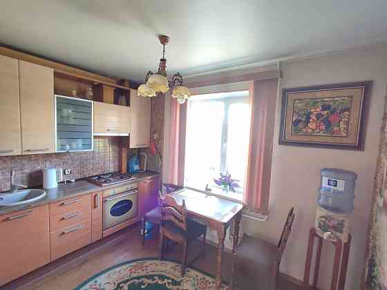 Продам 3-х кімнатну квартиру на Намиві Николаев