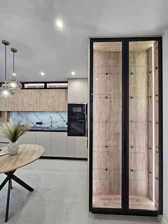 Продам 2кім. ( кухня-студіо+дві ізольовані кімнати + гардеробна) Тернопіль