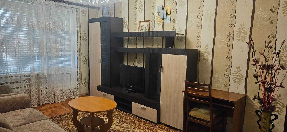 Продам 2 ком.кв. вул. Нескорених (Г.Труда) 17 Харьков - изображение 1