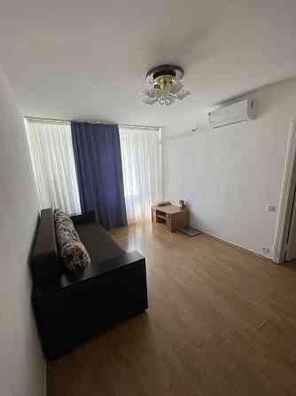 АК 2 Кімнатна Лівобережна Русанівці Ігоря Шамо 14 Киев