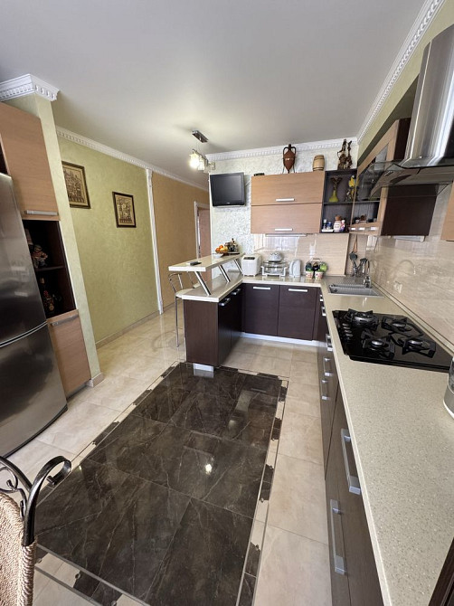 Прожаж 3х кім квартири вул. Плугова Львов - изображение 2