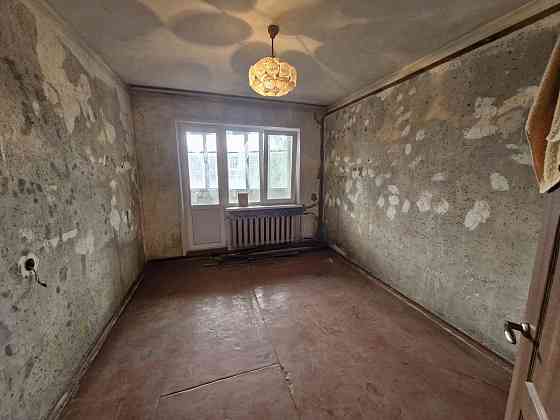 Продаж 3-х кімнатної квартири. Івана Авраменка 7. Вечірній Бульвар. Кривой Рог