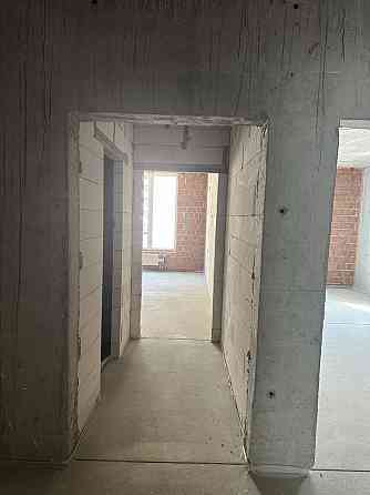 Продам просторную двухкомнатную квартируЖК Модерн 89м Одеса