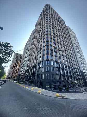 Продам просторную двухкомнатную квартируЖК Модерн 89м Одеса