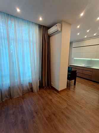 Оренда/2 к/ Сучасна квартира/ Донця 2А, 69м2/підземний паркінг-Укриття Киев