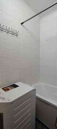 Оренда 3-к Червоної Калини, 55.  71 кв.м. з гарним ремонтом. Без %. Киев