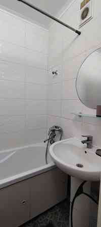 Оренда 3-к Червоної Калини, 55.  71 кв.м. з гарним ремонтом. Без %. Киев