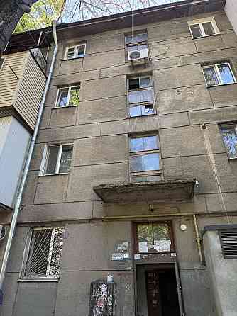 Сдам 1 ком квартиру космонавта Комарова ул. Одесса