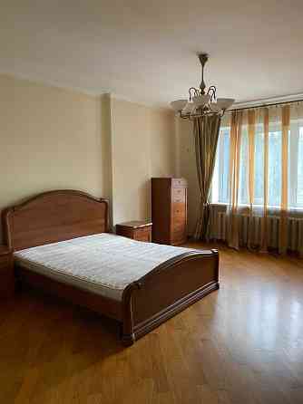 Оренда квартири Русановка 3 кімнати (120 кв.м.) бульвар Шамо, 12 без % Киев