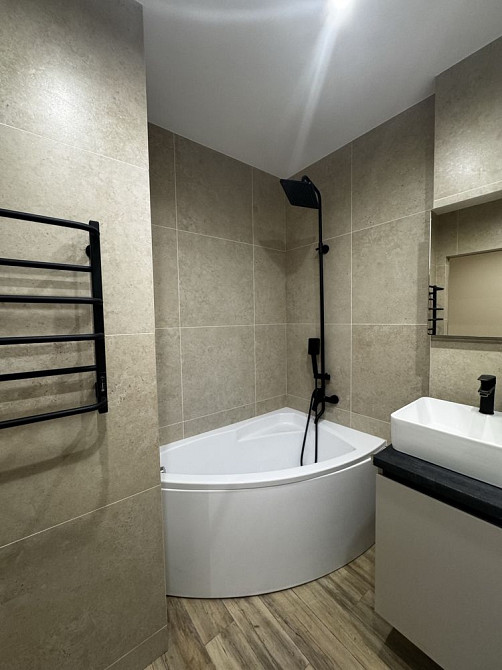 Однокімнатна квартира м.Академмістечко ЖК 4U вул.Наумова 1-б Киев - изображение 8