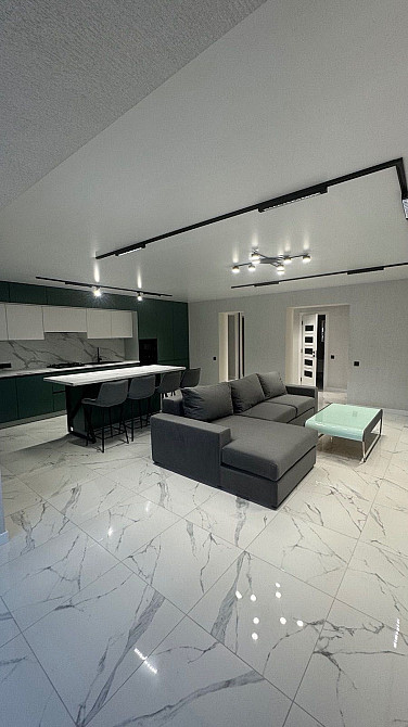 Продаж великої 2к квартири з кухнею-студією в центрі ,вул.Вагилевича Ивано-Франковск - изображение 1