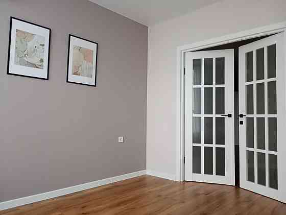 Продаж 2 кімн. квартири (євродвушка) ЖК "Лісовий". ТРЦ "Hollywood" Чернигов