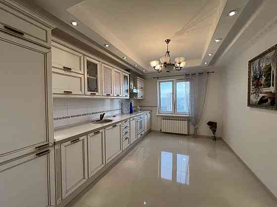 Простора 3-к квартира вул. Урлівська 30 Киев