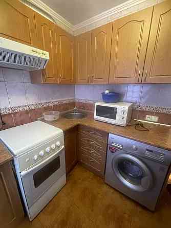 Продам. 1 ком , Половки 