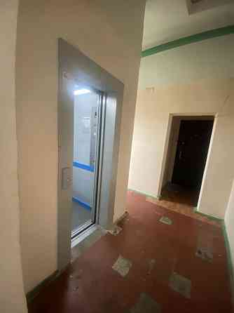 3к квартира під ремонт м. Лівобережна Киев