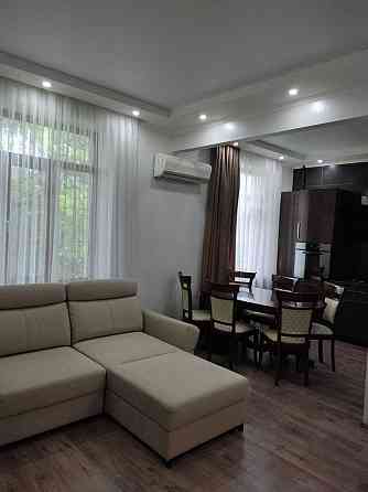 Двокімнатна квартира, пр Соборний, зупинка вул. Миру. Оренда з 15.09 Запоріжжя