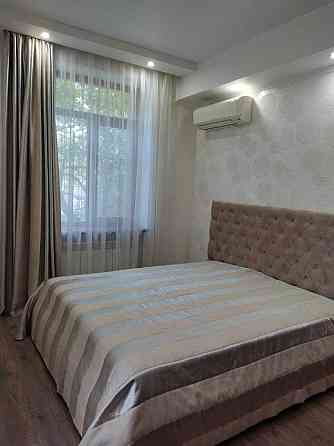 Двокімнатна квартира, пр Соборний, зупинка вул. Миру. Оренда з 15.09 Запоріжжя